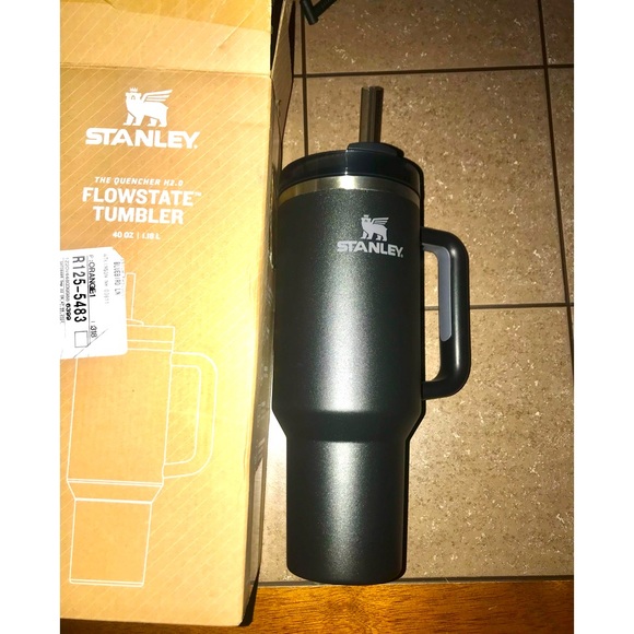 40oz Stanley quencher travel mug- black - Picture 1 of 4